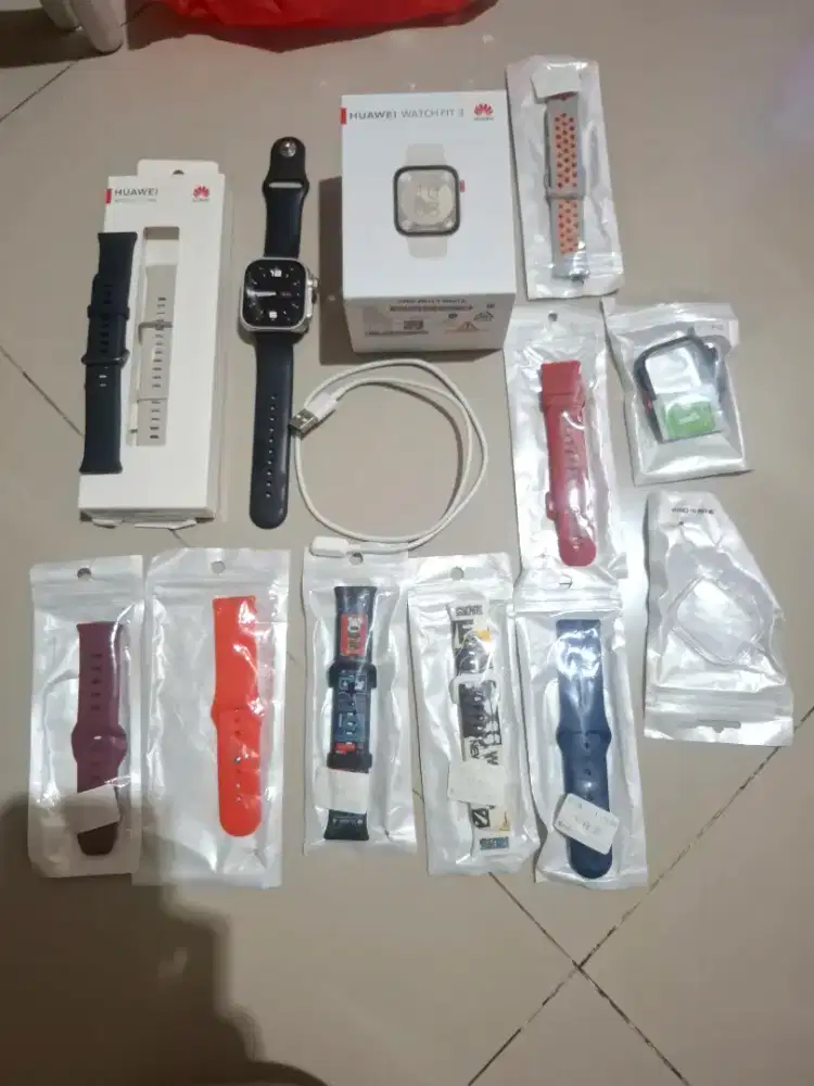 Preloved SmartWatch Huawei Watch Fit 3 Fullset Normal Like New