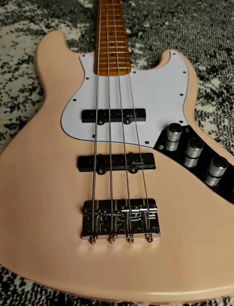 Gitar bass scorpion sj200