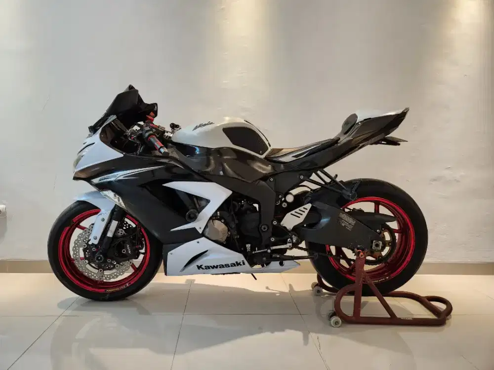 Kawasaki zx636 atau zx6r
