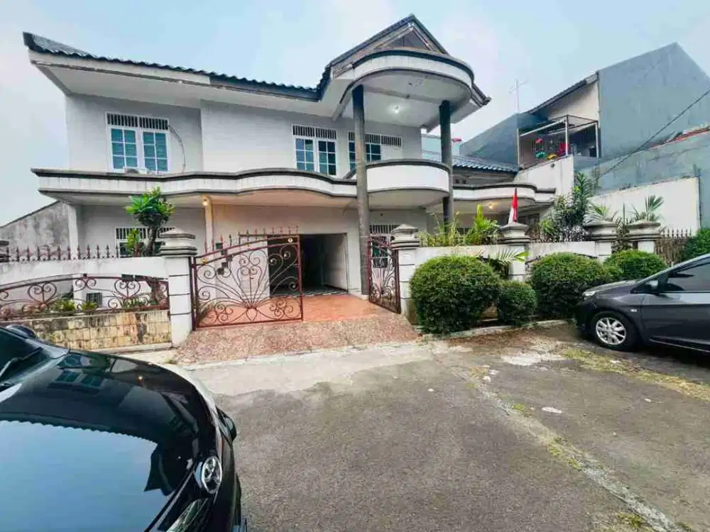 Dijual Harga Miring Rumah Di Perumahan BSI Baranang Siang Indah Dengan Kolam Renang