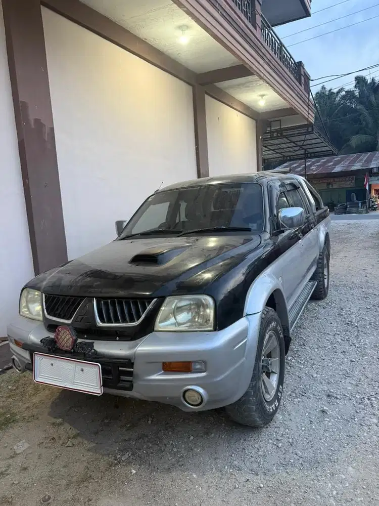 Strada l200 2,5 turbo