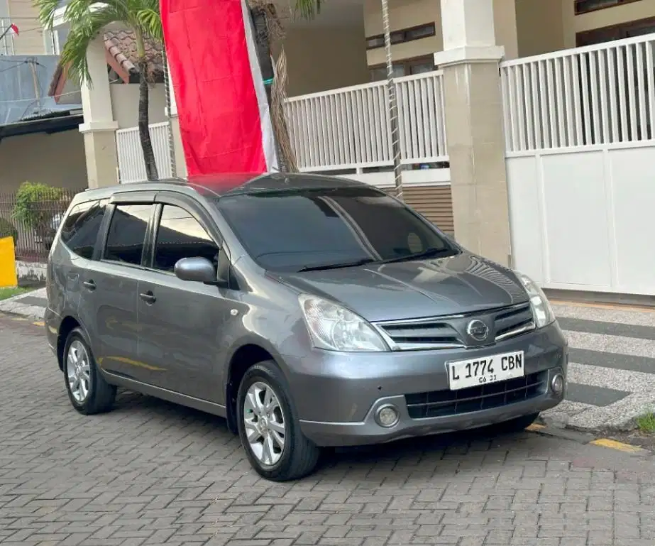 Grand Livina 1.5 SV AT 2012 cash/kredit