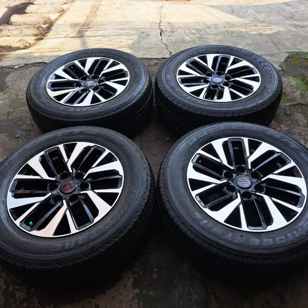 Velg fortuner r18 velg mobil toyota fortuner ring 18 original