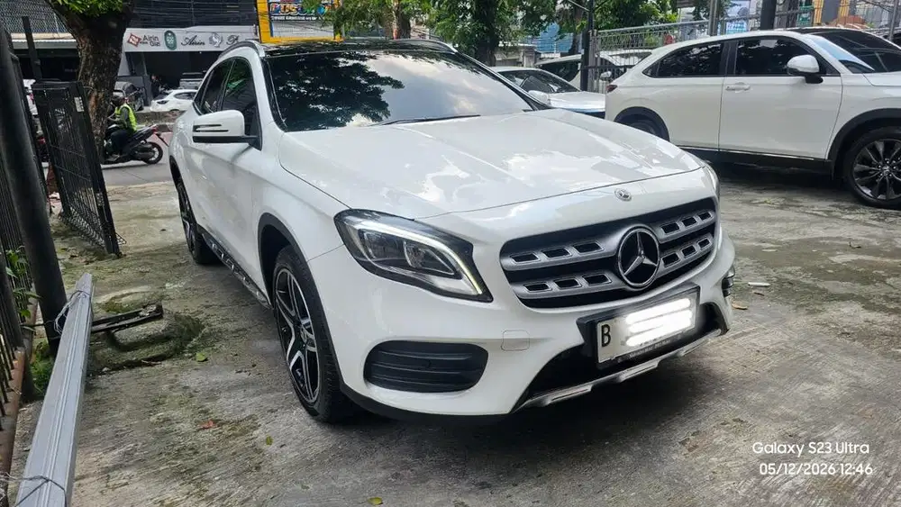 2018 Mercedez Benz GLA200 1.6l