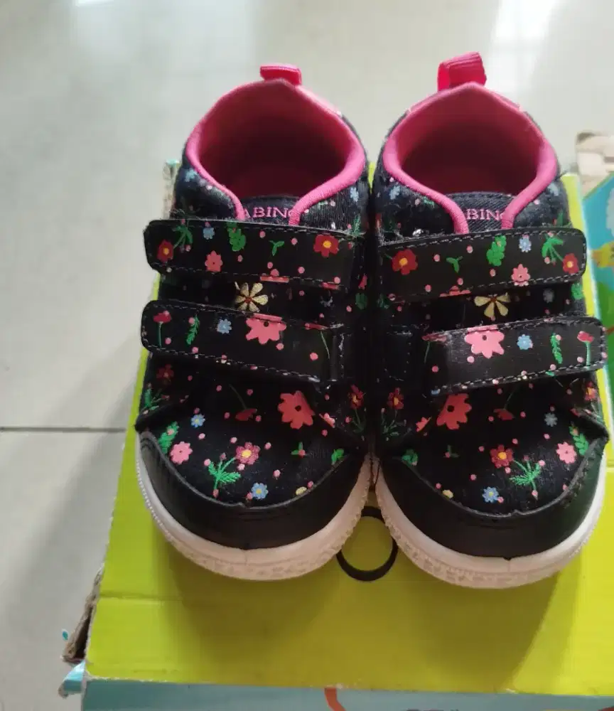 SEPATU&SANDAL ANAK