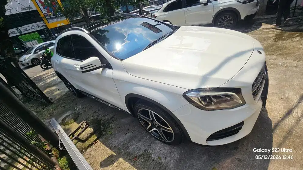 2018 Mercedez Benz GLA200 1.6l