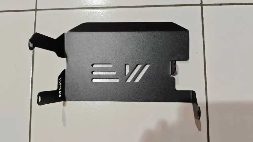 ARM ARUMI COVER ENGINE VARIO 125, 150, PCX, ADV