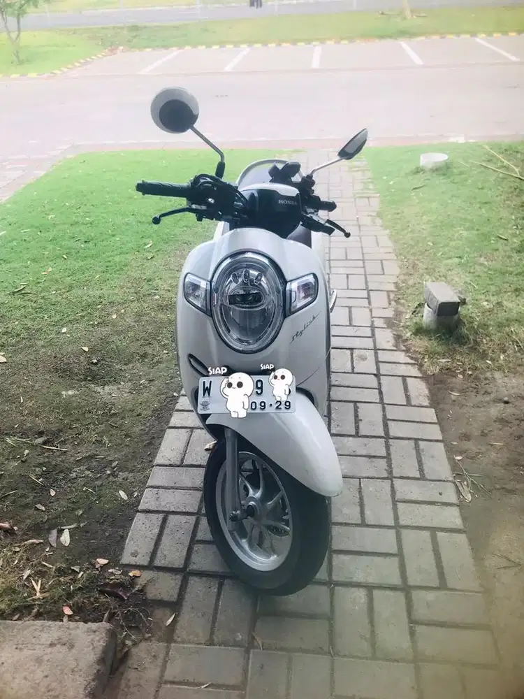 Istimewa mulus dijual HONDA SCOPY 2019