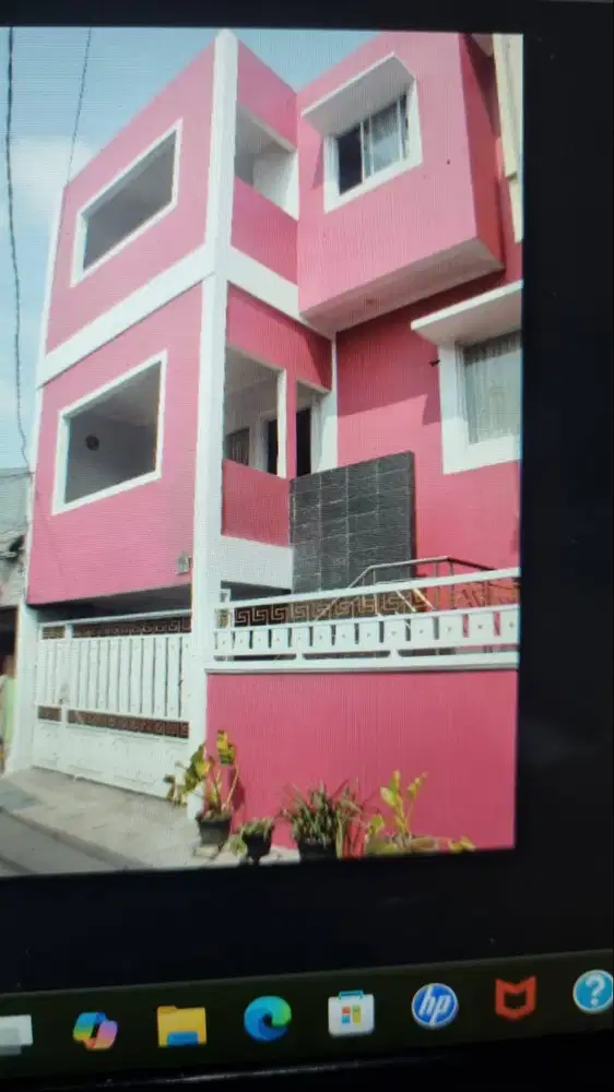 DIJUAL RUMAH  (BU)TANPA PERANTARA