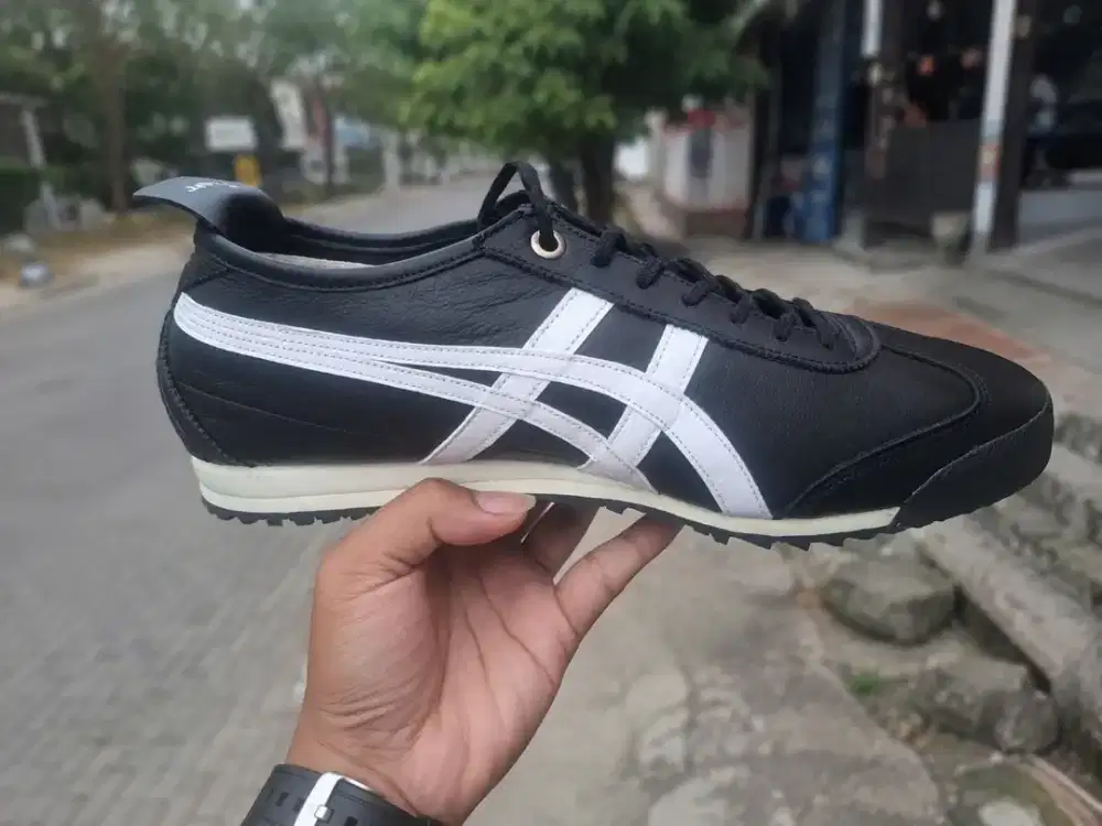 ONITSUKA MEXICO 66 SD ( ORIGINAL BNIB )