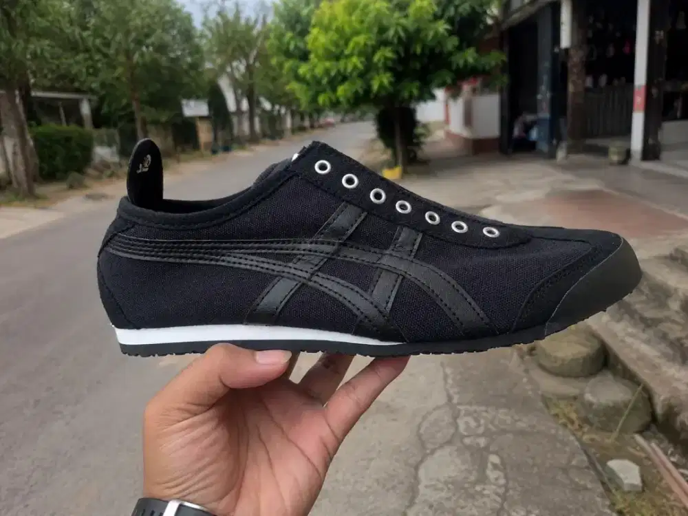 ONITSUKA MEXICO 66 SLIP-ON ( ORIGINAL BNIB )