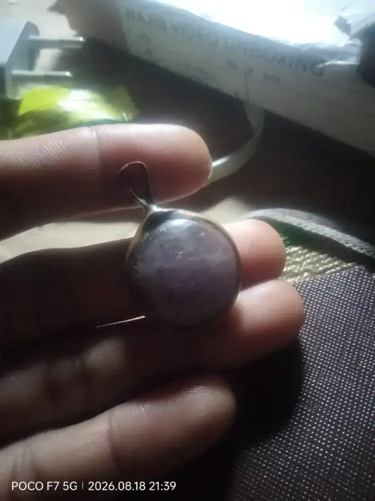 Batu kecubung natural liontin