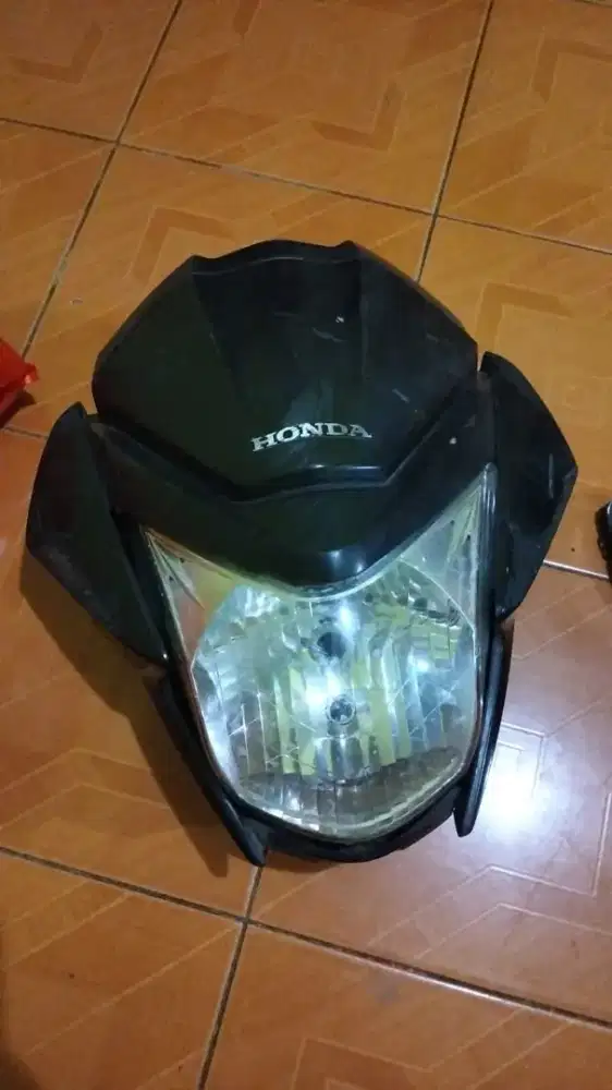 part Megapro mono/fi