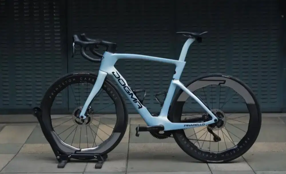 (USED) 2025 Pinarello Dogma F MY25