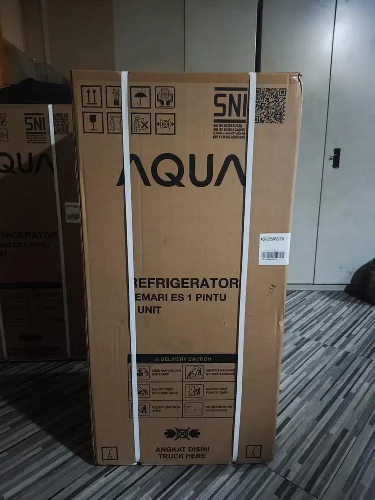 Kulkas merk Aqua 1 pintu