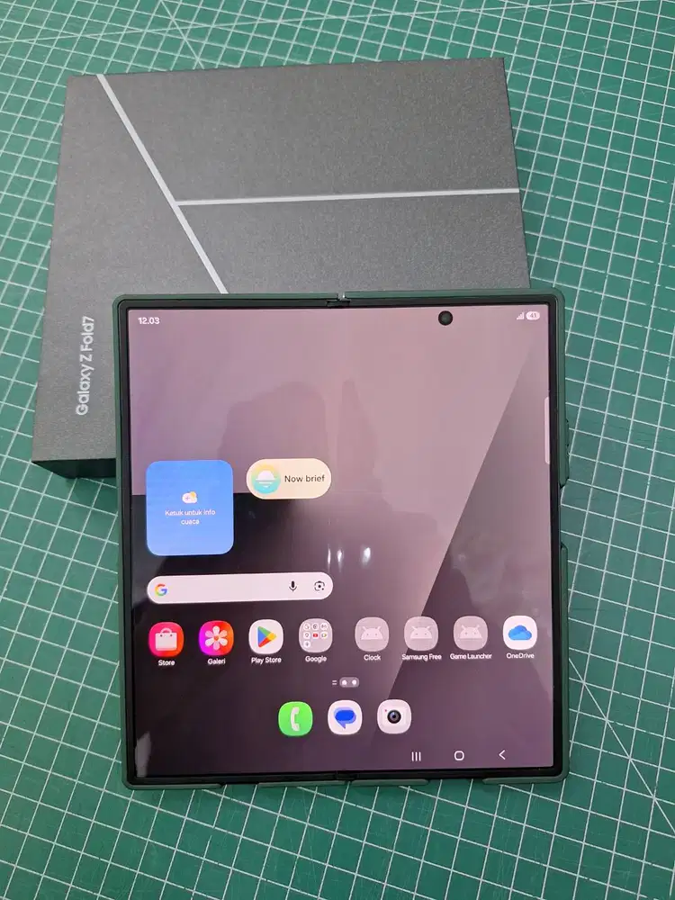 Samsung Galaxy fold 7 SM-7966B 12/512 SEIN