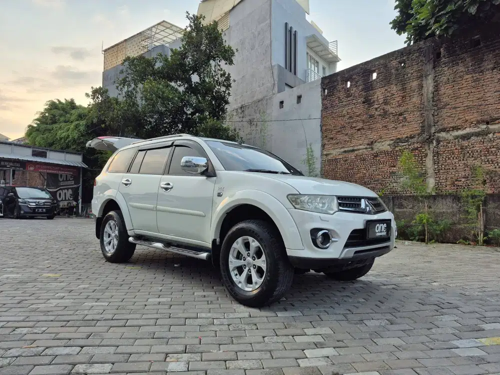 Mitsubishi Pajero Sport Dakar 2.5 VGT diesel 2014