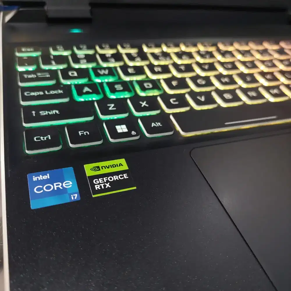 Acer Predator Helios Neo 16 Core i7 gen 13 Ram 16gb RTX 4060 8gb