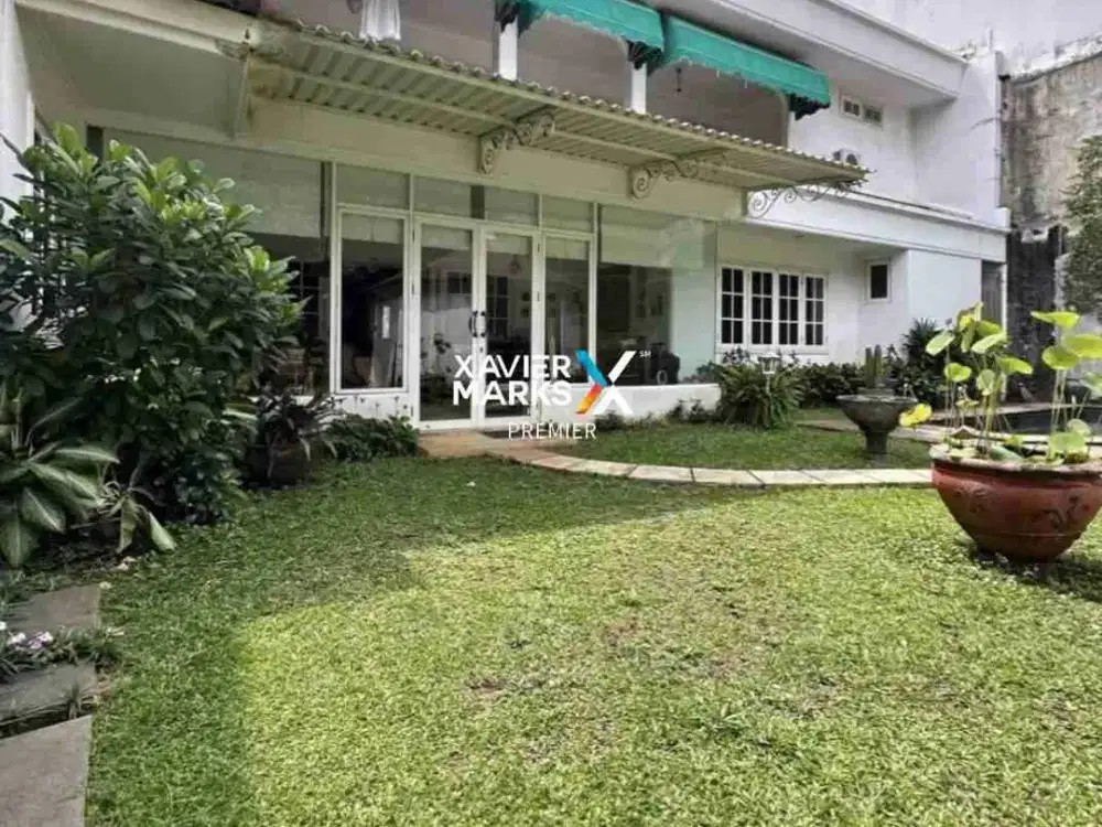Dijual Rumah Luxury Siap Huni di Simprug Golf Jakarta Selatan