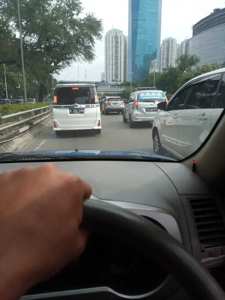 Jasa Driver Mobil dan Antar Jemput Motor
