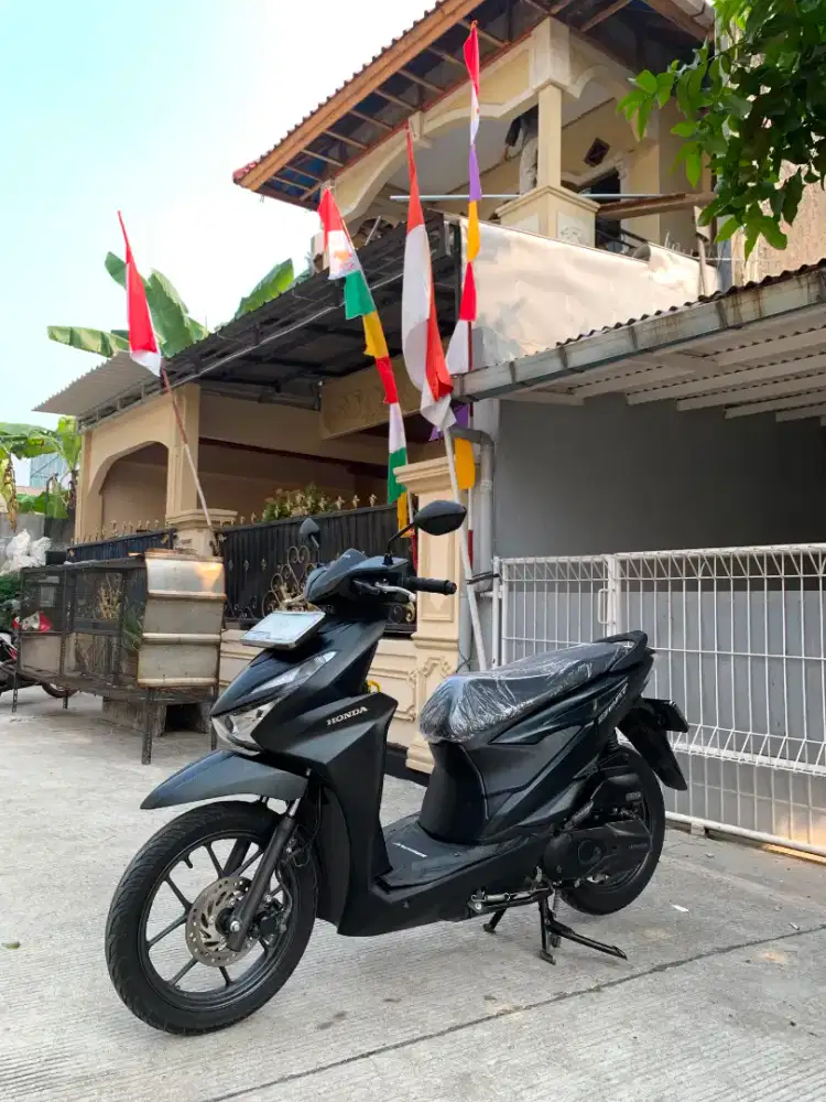 HONDA BEAT DELUXE KEYLESS 2024 KM 14 RB ISTIMEWA