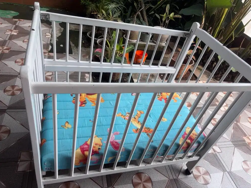 Box Bayi Tempat Tidur Bayi Kayu
