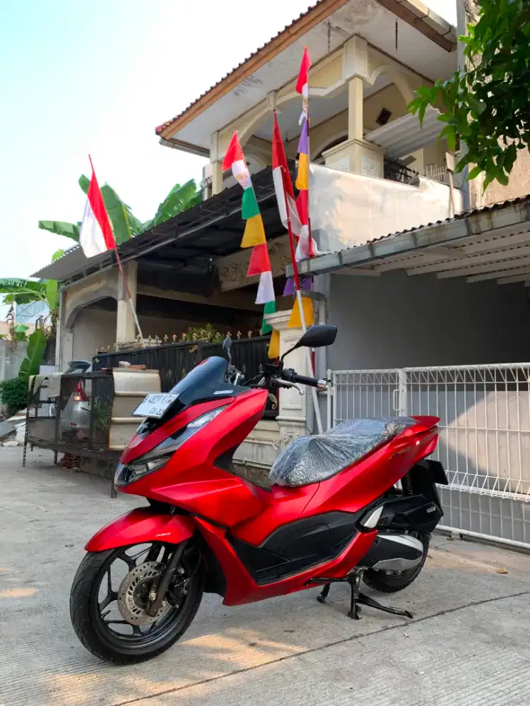 HONDA PCX 160 ABS 2021 KM 11 RB ISTIMEWA