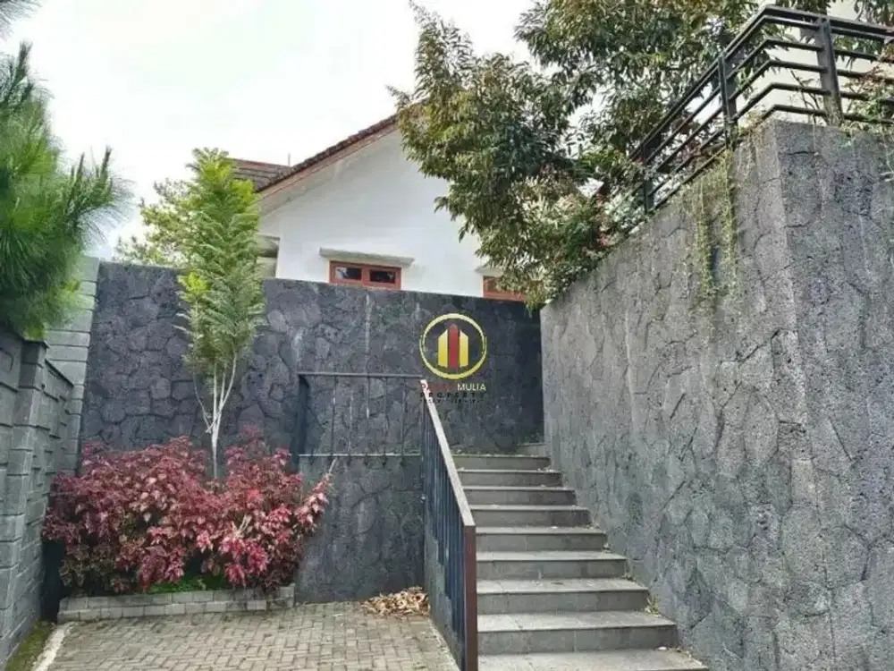 Dijual Rumah Mewah aman nyaman siap huni di Setiabudi Regency deket dago bandung