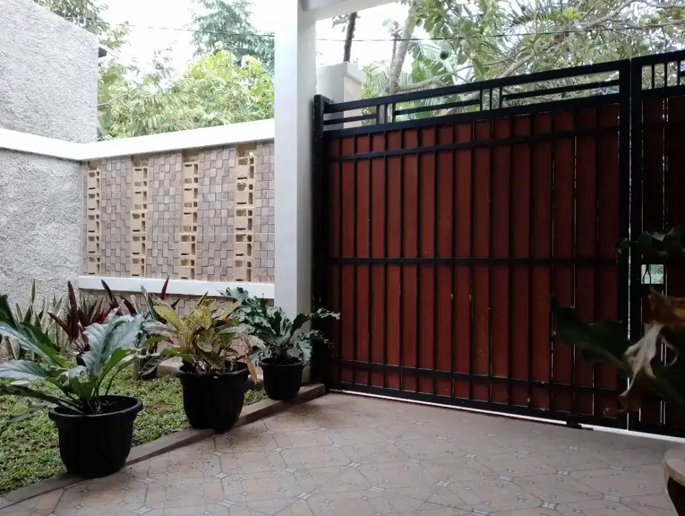Dijual rumah tinggal full furnished green view 2 blok A no 3