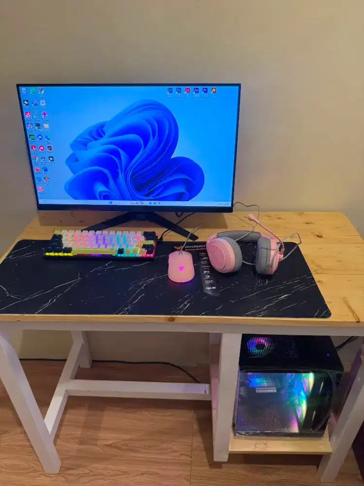 Dijual PC pemakaian baru 2 bulan