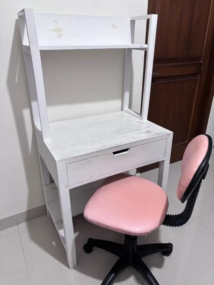 Set Meja dan Kursi Belajar Bekas