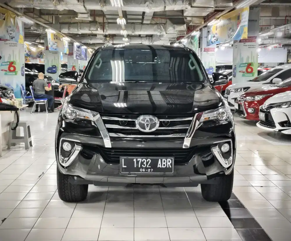 TOYOTA FORTUNER VRZ 2.4 AT 2020 HITAM METALIK