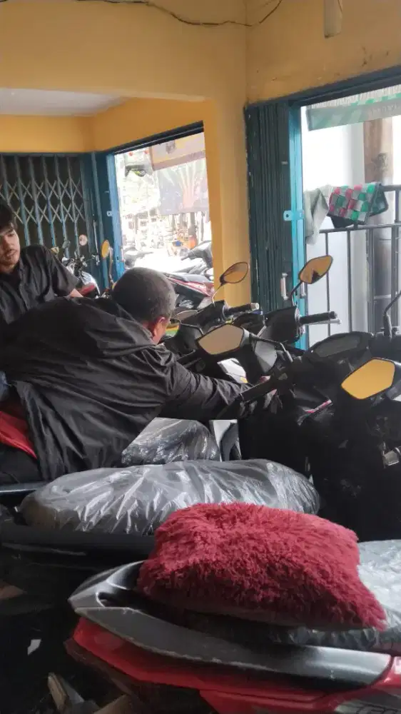 Lowomgan kerja shorom motor,