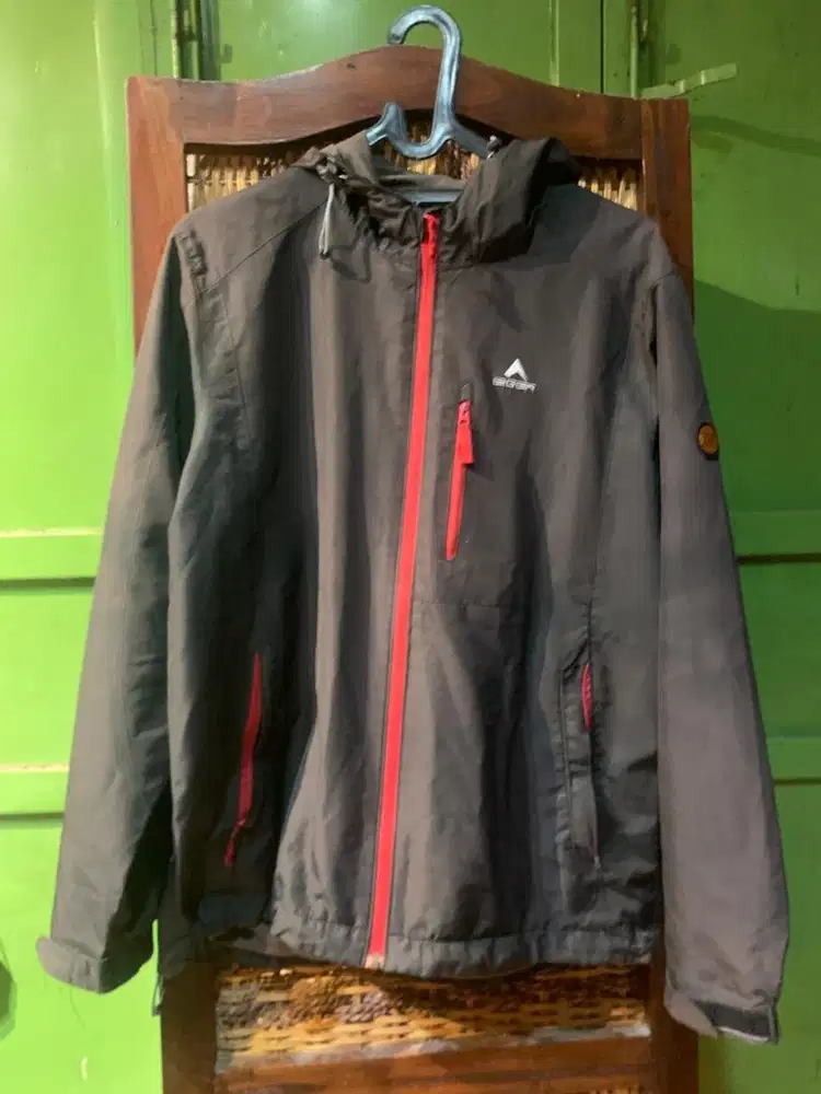 Jaket Windproof Eiger Perserverance