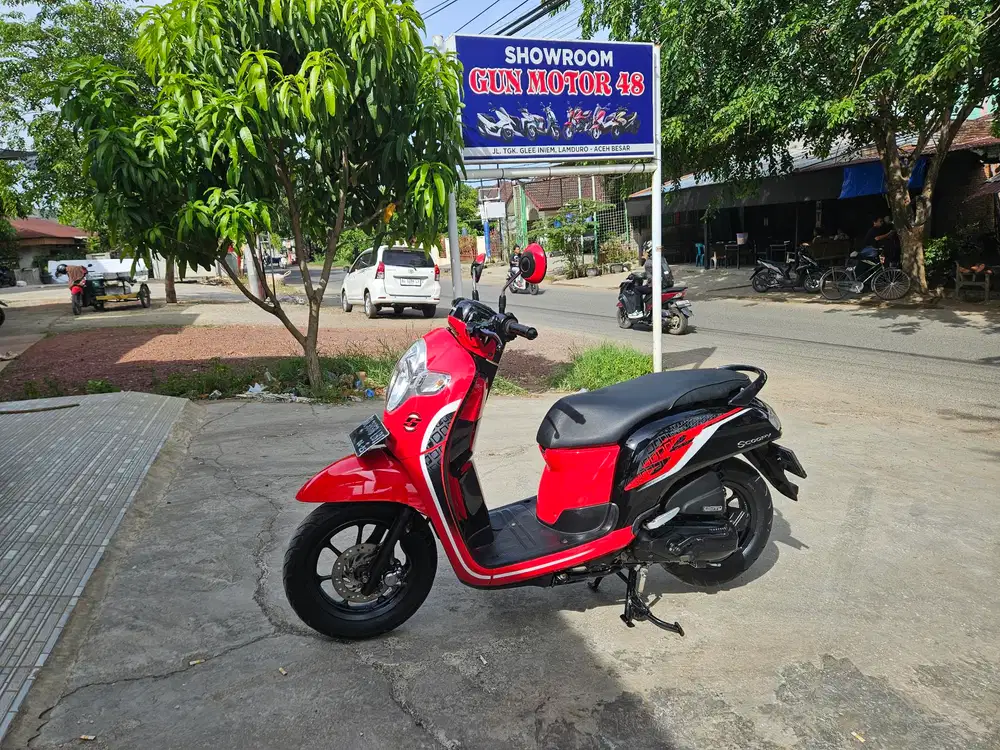 Honda scoopy tahun 2020