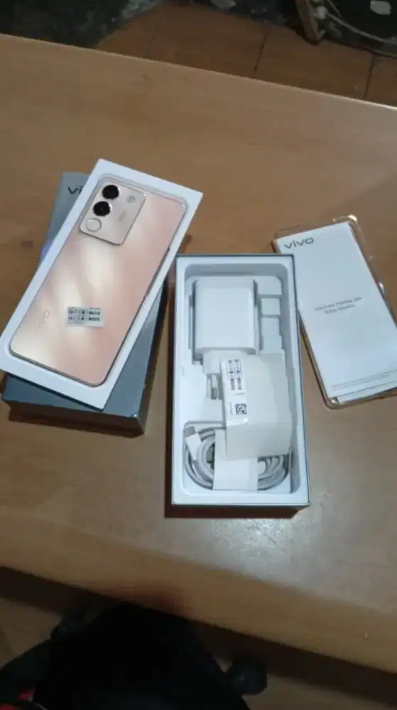 VIVO V29E 5G 8+8/256 Rose Gold