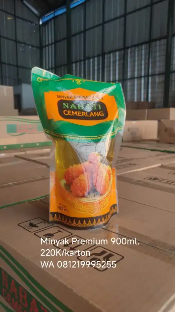 Minyak Premium 900ml