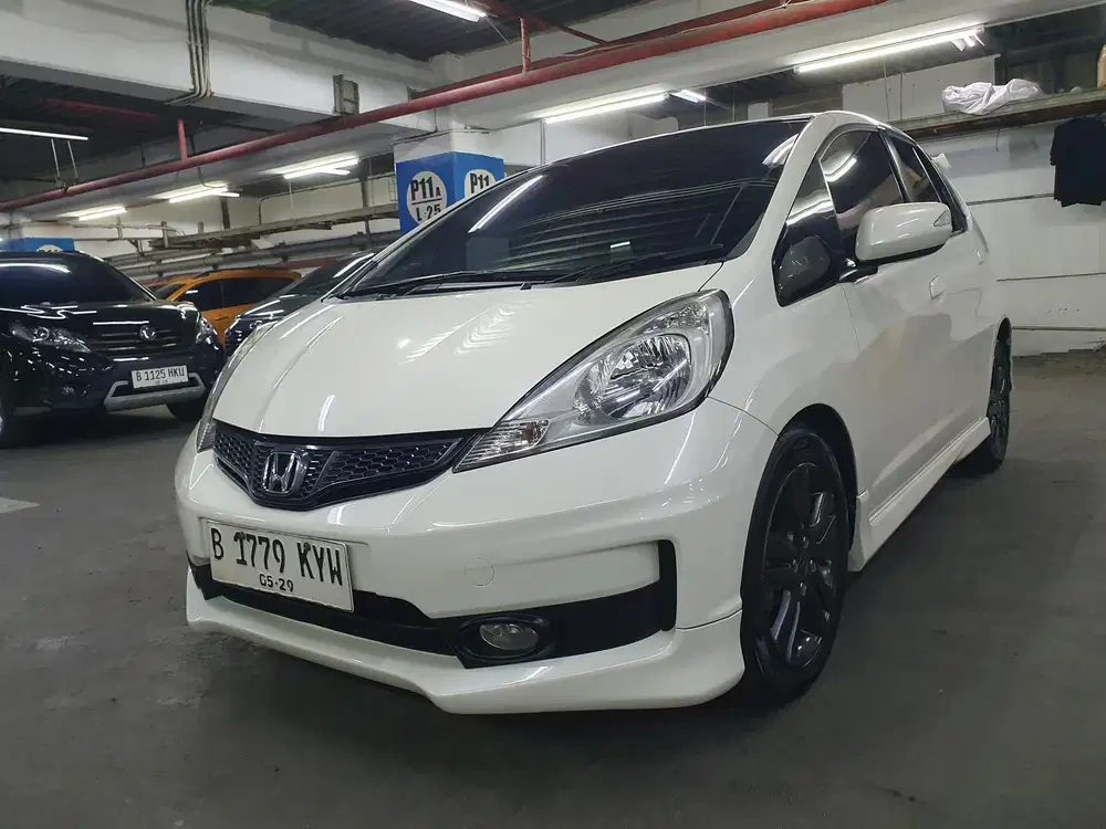 Jazz RS AT 2013 FullOriginal SepertiBaru Gressss Istimewa Sekali Antik