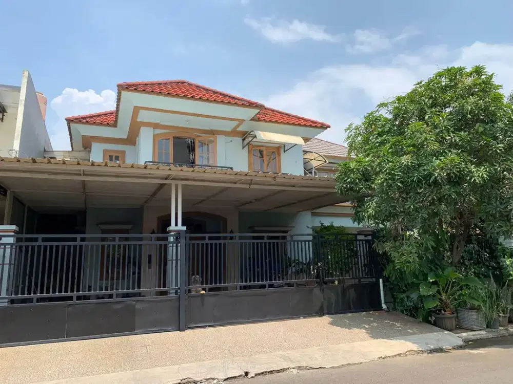 Dijual Rumah Megah 2 Lantai Cluster Taman Puspa Harapan Indah Bekasi,SHM Hadap Utara Carport 2 Mobil - 3.1M Nego