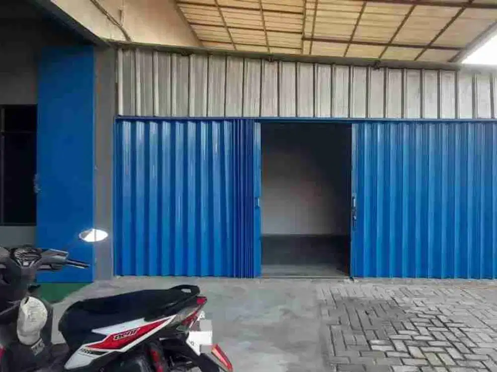 Disewakan Gudang Dengan Lantai Epoxy Bersih Dan Rapih Di Mustika Jaya. Kota Bekasi
