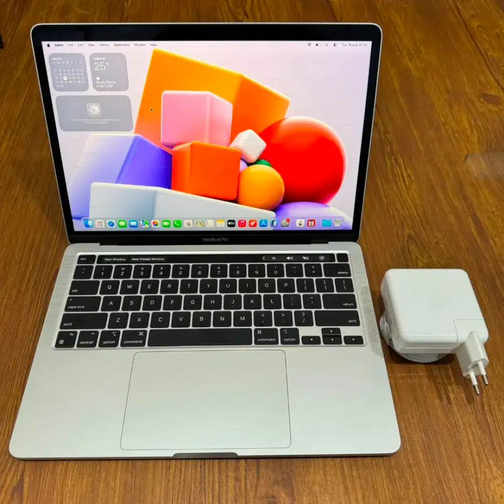 Macbook pro m1 2020 13 inch ram 16gb ssd 256gb siap pakai bisa cod