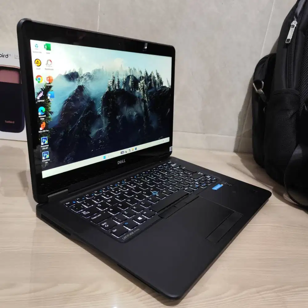 Laptop Dell Premium Intel Core i5 Touchscreen layar sentuh Siap Pakai
