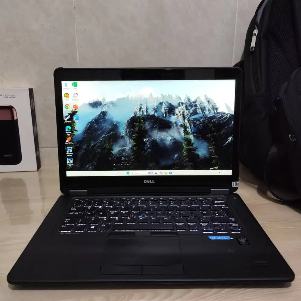 Laptop Dell Premium Intel Core i5 Touchscreen layar sentuh Siap Pakai