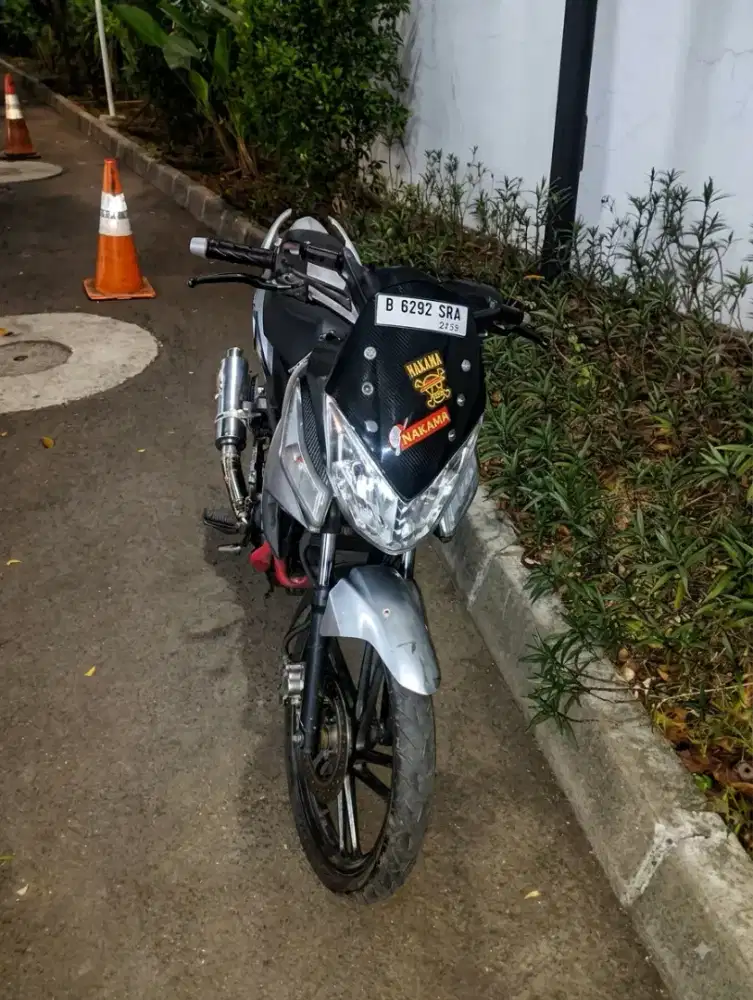 Jual butuh Honda cs1