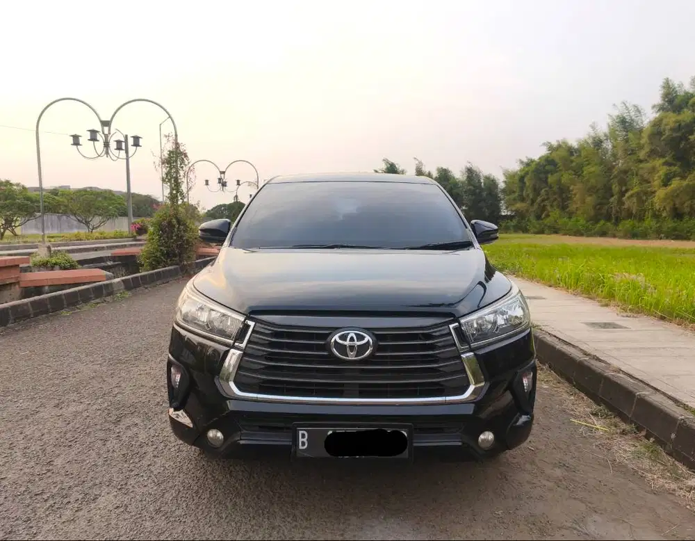 Toyota Innova reborn 2.4 G Diesel AT 2022 2023 Full Original sgt Trwat