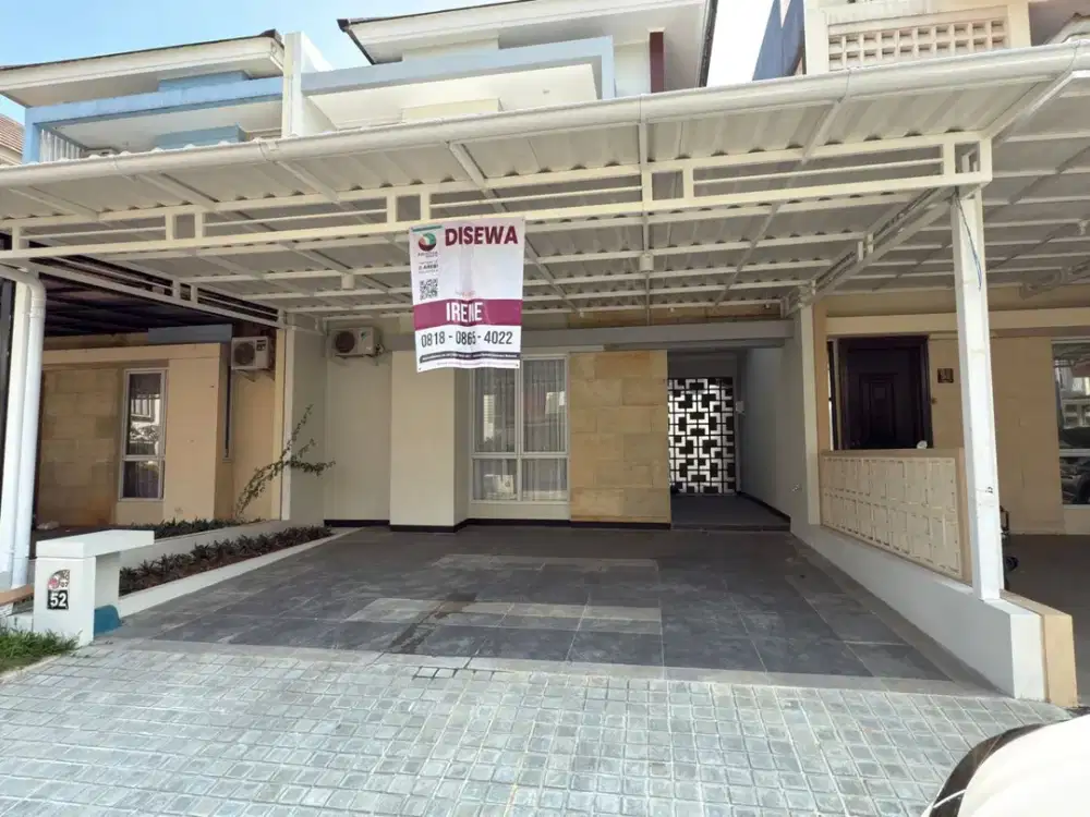 Sewa Rumah Cantik Ready Huni Grand Wisata Cluster Cherry Ville,  Semi Furnished Free Kitchen Set + 4 AC Akses Tol Langsung - 60jt/thn