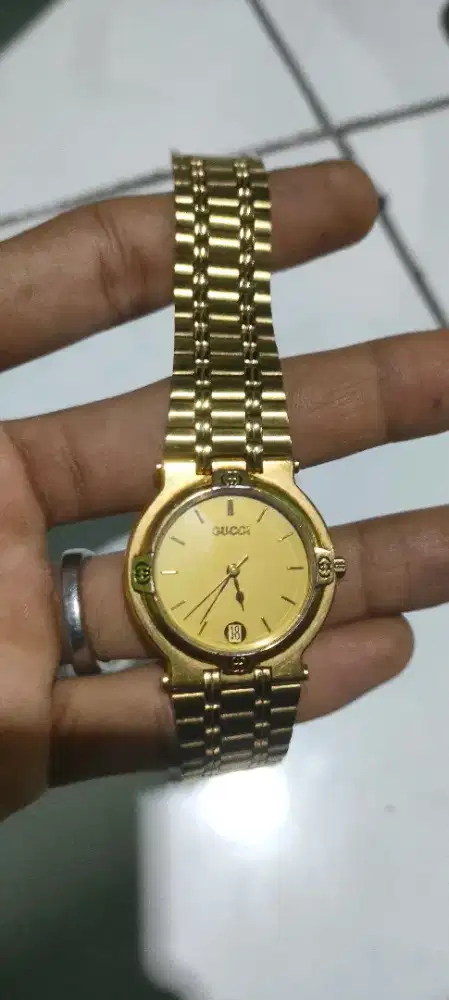 Jual jam tangan original Gucci 9200M