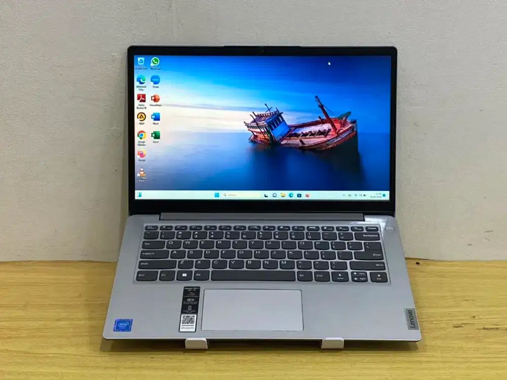 Laptop Lenovo Ideapad Slim 1i Prosesor Intel Celeron N4020