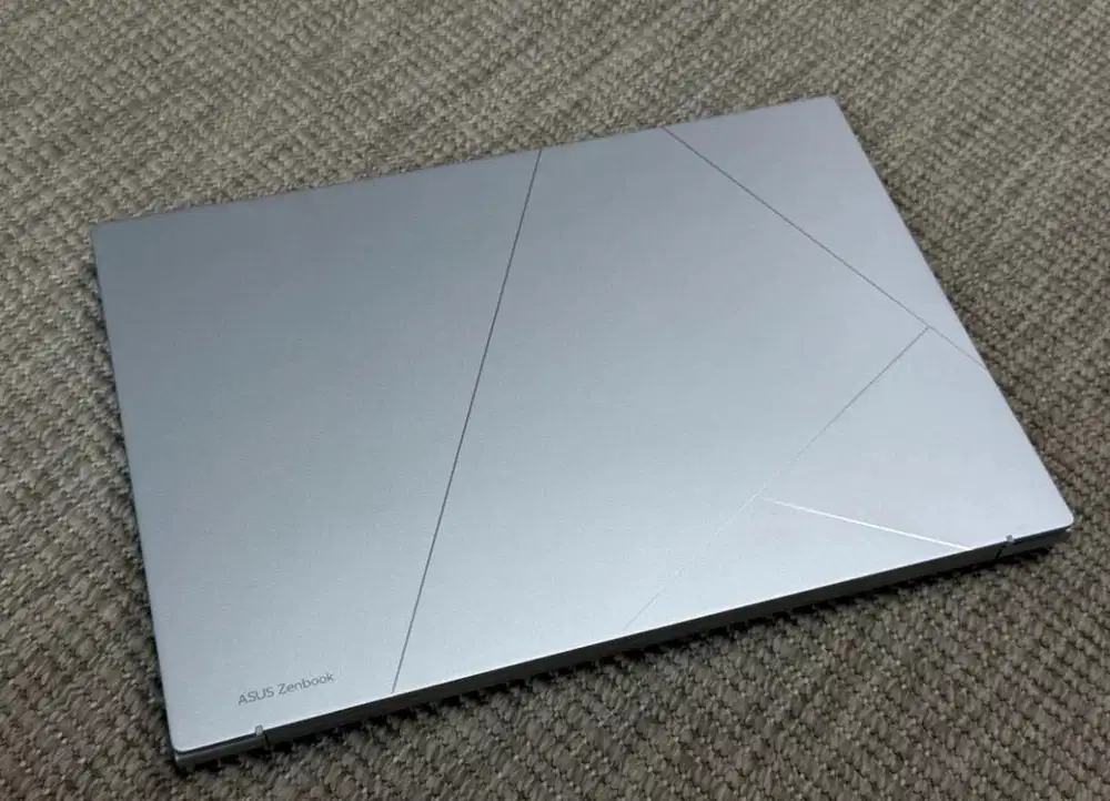 ASUS Zenbook OLED