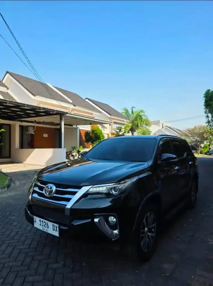 Toyota fortuner vrz 2017